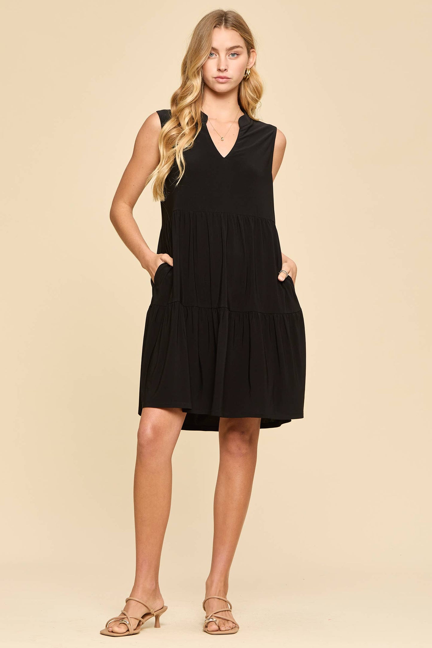 Wrinkle-Free Tiered Lizzy Dress - Black