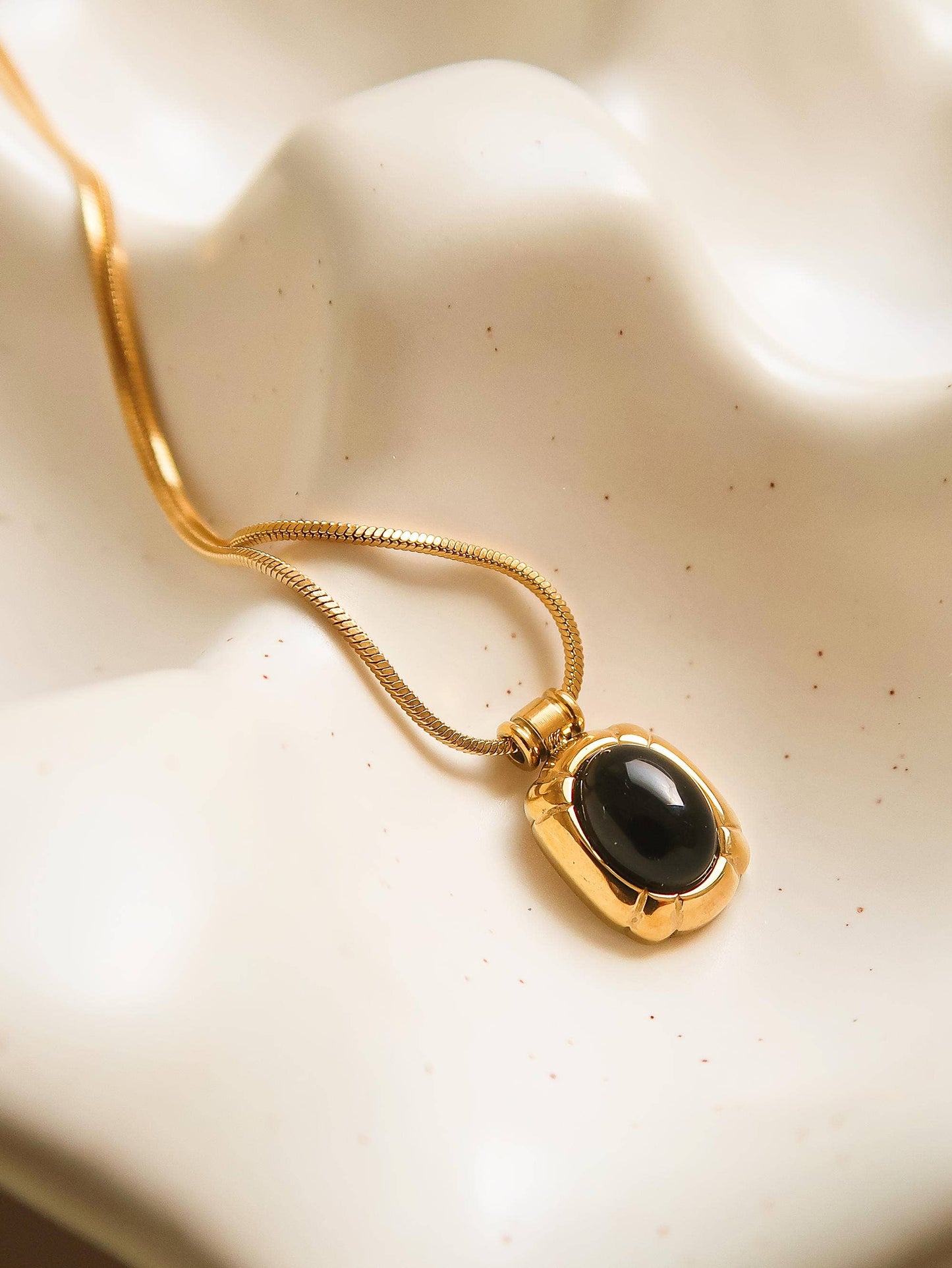 Dax Natural Stone Necklace: Green