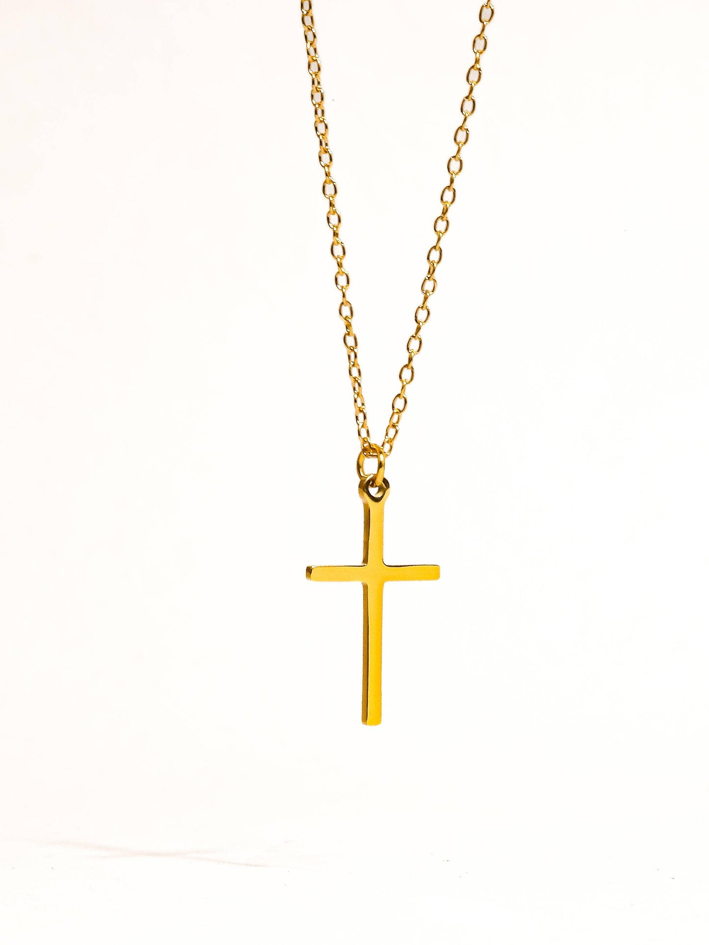 Tirza Small Cross Necklace: Yellow Gold