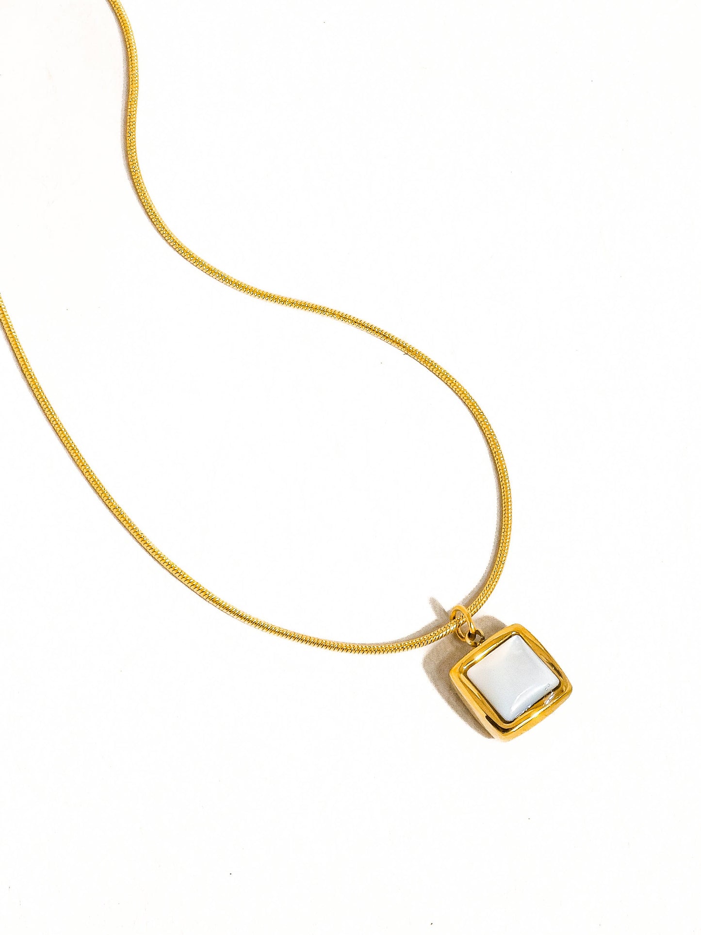 Berenice 18K Gold Non-Tarnish Square Shell Necklace: Yellow Gold