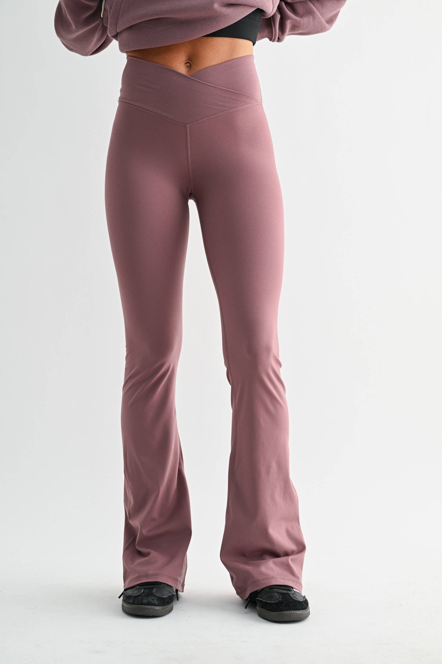 Venice Crossover Waist Yoga Pants