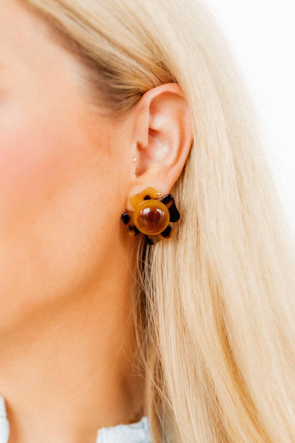 LINNY CO Amelia Earrings - Brown Tortoise