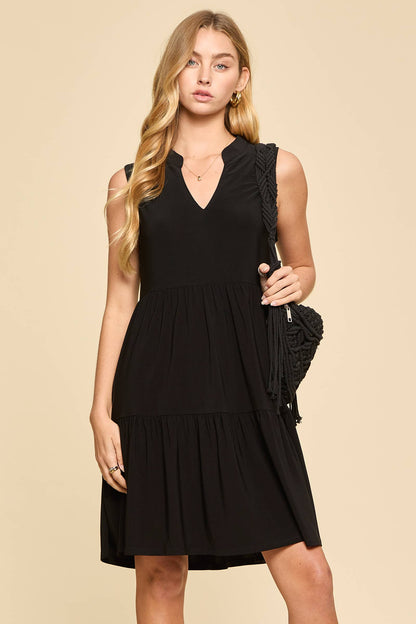 Wrinkle-Free Tiered Lizzy Dress - Black