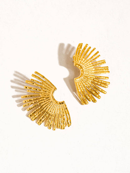 Bisous 18K Gold Non-Tarnish Sunburst Earring: Yellow Gold