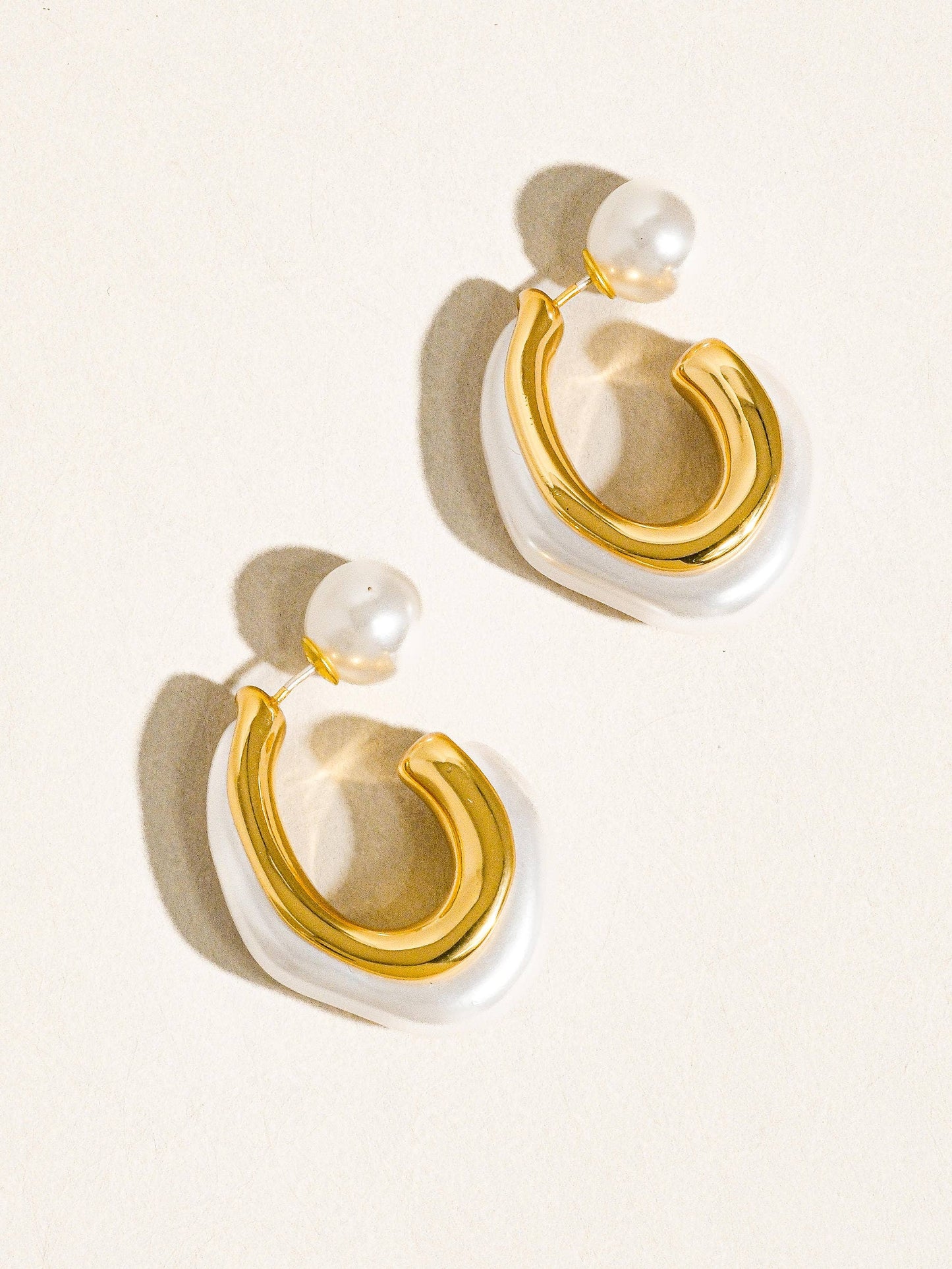 Kinsley Classic Pearl C Hoop Earring: White