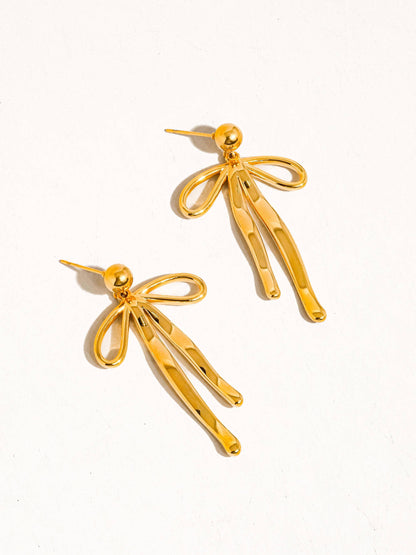 Oliver Bow Dangle Earring: Yellow Gold