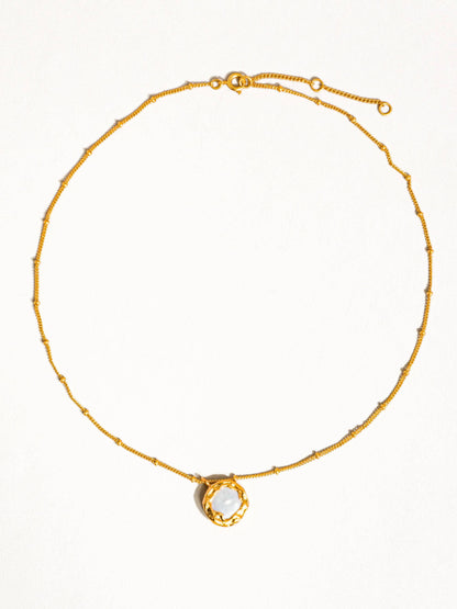 Lydia Natural Pearl Round Necklace: Yellow Gold