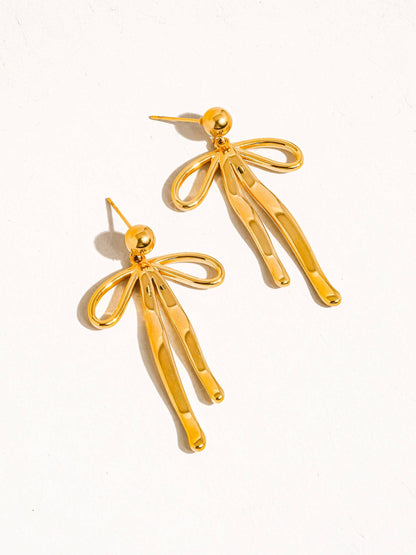 Oliver Bow Dangle Earring: Yellow Gold
