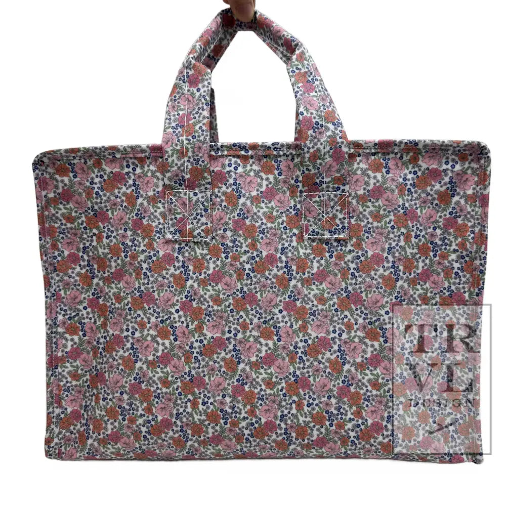 TRVL Overnight Tote - Garden Floral
